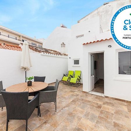 City Walls Townhouse Apartment Лагос Екстериор снимка