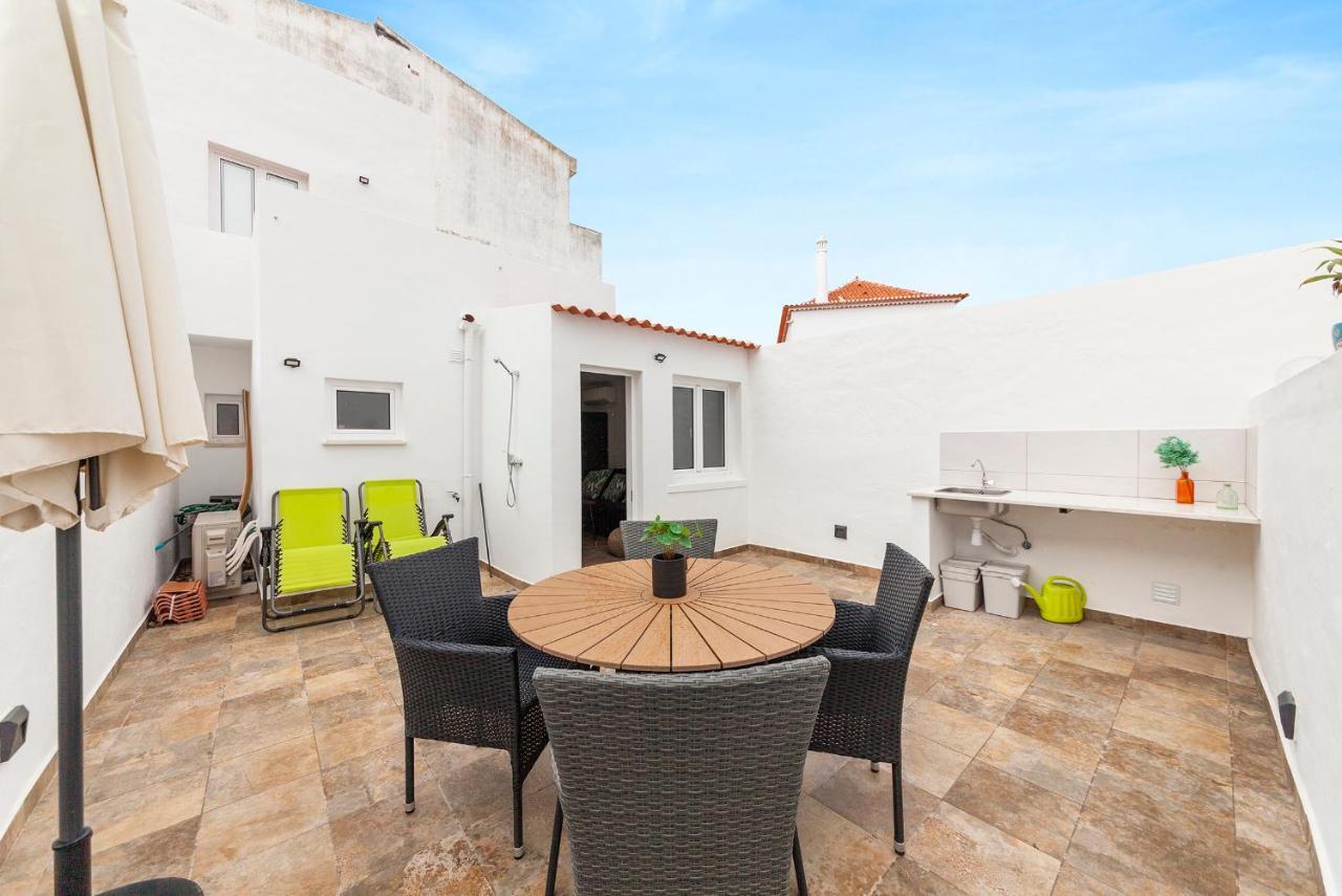 City Walls Townhouse Apartment Лагос Екстериор снимка